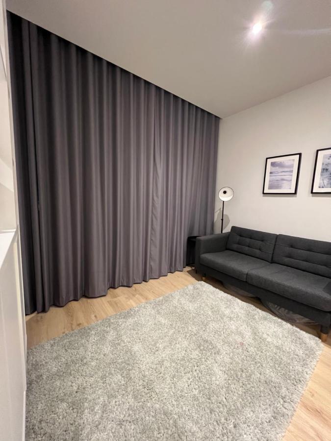 London Luxxe Suites & Apartments - London Heathrow Airport, Terminal 1 2 3 4 5 Hillingdon Bagian luar foto